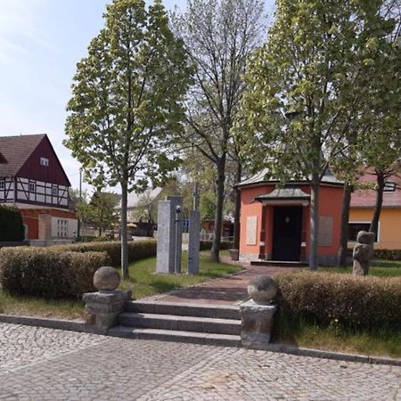 Neu! Ferienwohnung Hanka Crostwitz Eksteriør bilde