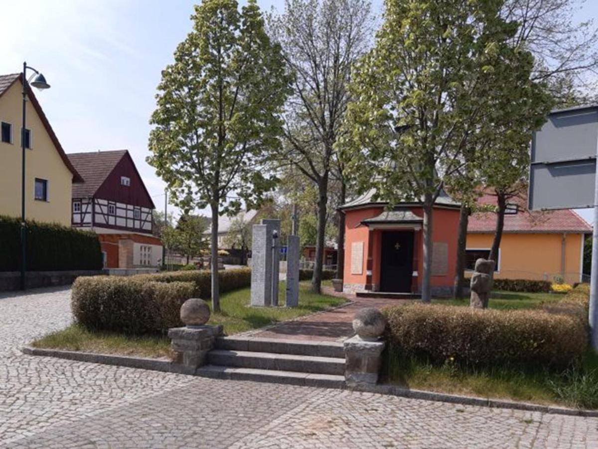 Neu! Ferienwohnung Hanka Crostwitz Eksteriør bilde
